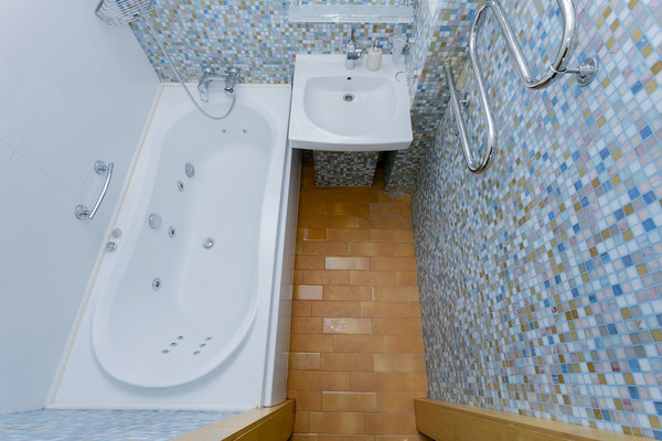 Продам трехкомнатную (3-комн.) квартиру, Рижский проезд, 9, Москва г