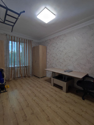 Продам трехкомнатную (3-комн.) квартиру, Ленина пр-кт, 11, Октябрьский г