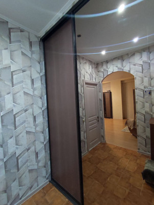 Продам трехкомнатную (3-комн.) квартиру, Ленина пр-кт, 11, Октябрьский г