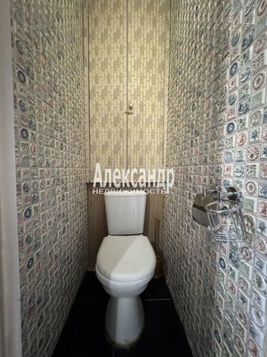 Продам трехкомнатную (3-комн.) квартиру, Испытателей пр-кт, 15к1, Санкт-Петербург г