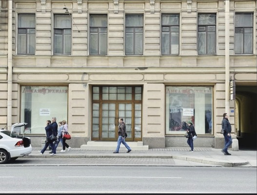 Сдам торговое помещение 130 м2, Невский пр-кт, 119, Санкт-Петербург г