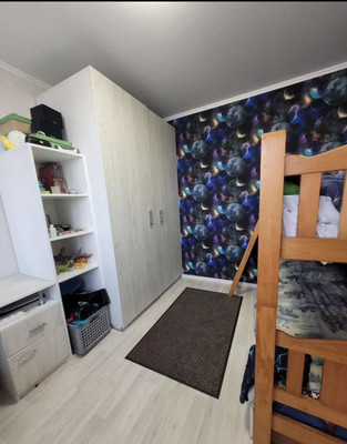 Продам двухкомнатную (2-комн.) квартиру, Крайняя ул, 8, Гурьевск г