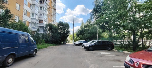 Продам двухкомнатную (2-комн.) квартиру, Мячковский б-р, 8к4, Москва г