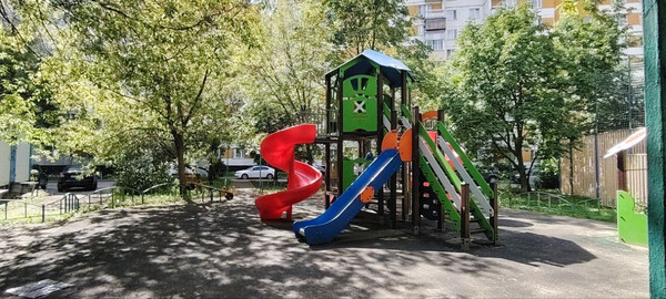 Продам двухкомнатную (2-комн.) квартиру, Мячковский б-р, 8к4, Москва г