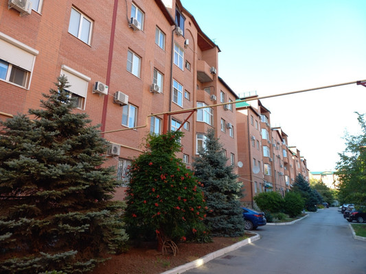 Продам трехкомнатную (3-комн.) квартиру, Гагарина ул, 6, Волгодонск г