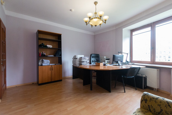 Продам двухкомнатную (2-комн.) квартиру, Щорса пер, 1, Калининград г