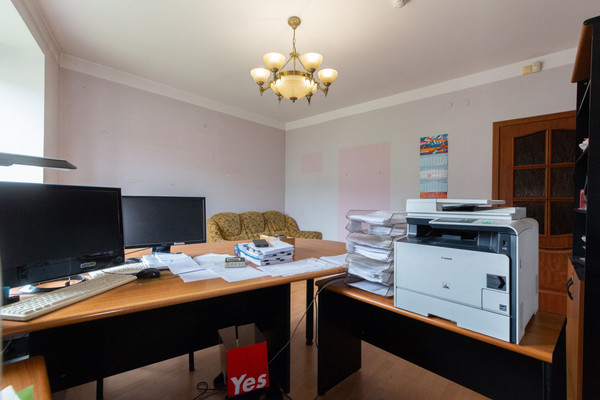 Продам двухкомнатную (2-комн.) квартиру, Щорса пер, 1, Калининград г
