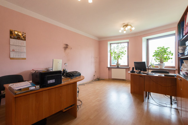 Продам двухкомнатную (2-комн.) квартиру, Щорса пер, 1, Калининград г