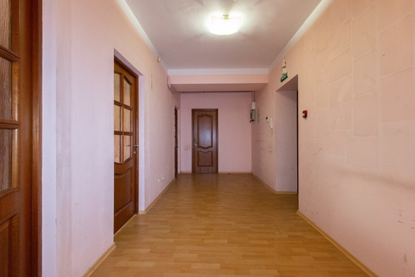 Продам двухкомнатную (2-комн.) квартиру, Щорса пер, 1, Калининград г