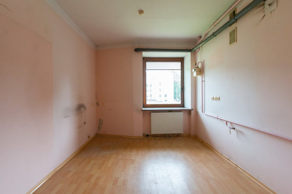 Продам двухкомнатную (2-комн.) квартиру, Щорса пер, 1, Калининград г