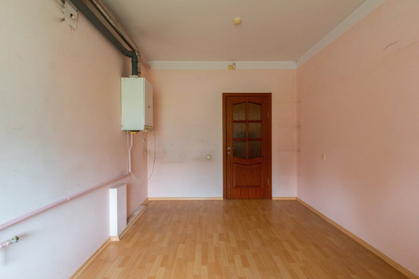 Продам двухкомнатную (2-комн.) квартиру, Щорса пер, 1, Калининград г