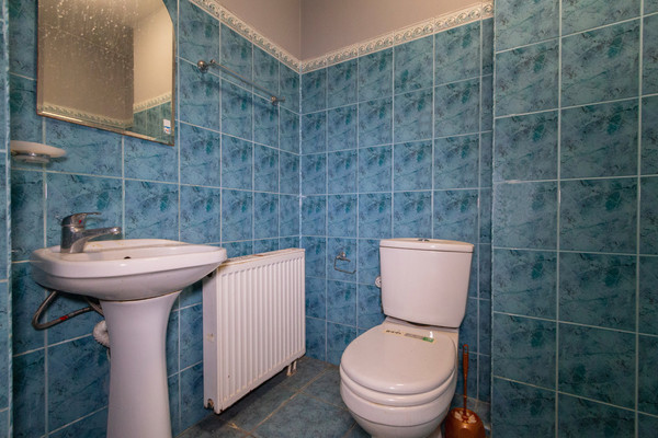 Продам двухкомнатную (2-комн.) квартиру, Щорса пер, 1, Калининград г