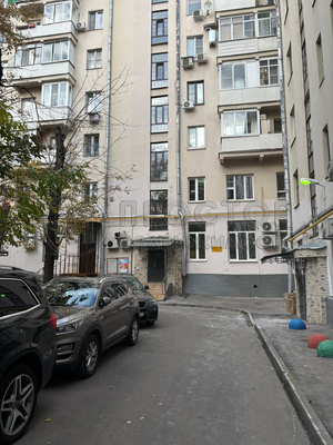 Продам трехкомнатную (3-комн.) квартиру, Красная Пресня ул, 9, Москва г
