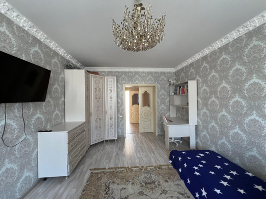 Продам трехкомнатную (3-комн.) квартиру, им. Сижажева М.В. ул, 35, Чегем г
