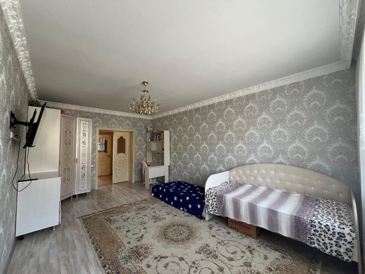 Продам трехкомнатную (3-комн.) квартиру, им. Сижажева М.В. ул, 35, Чегем г