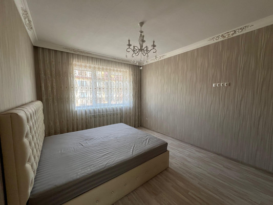 Продам трехкомнатную (3-комн.) квартиру, им. Сижажева М.В. ул, 35, Чегем г