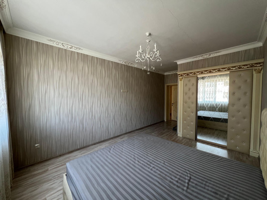 Продам трехкомнатную (3-комн.) квартиру, им. Сижажева М.В. ул, 35, Чегем г