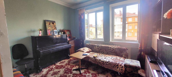Продам двухкомнатную (2-комн.) квартиру, Клубная ул, 16, Апшеронск г