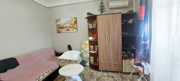 Продам двухкомнатную (2-комн.) квартиру, Клубная ул, 16, Апшеронск г
