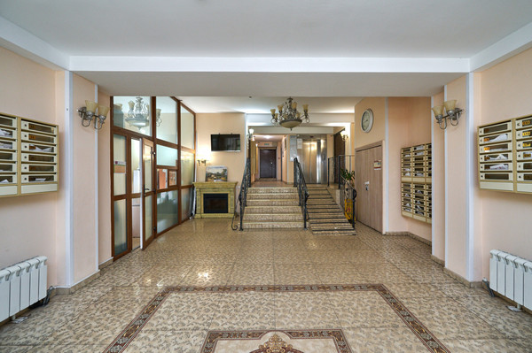 Продам однокомнатную (1-комн.) квартиру, Трофимова ул, 16, Москва г