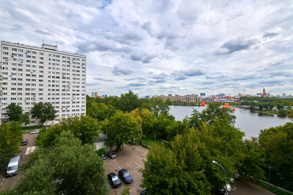 Продам однокомнатную (1-комн.) квартиру, Трофимова ул, 16, Москва г