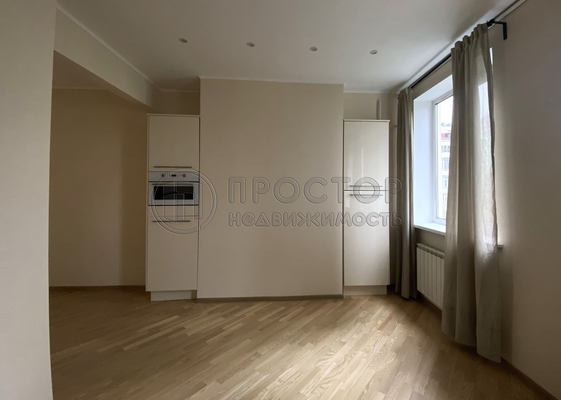 Продам многокомнатную квартиру, Новинский б-р, 10с1, Москва г