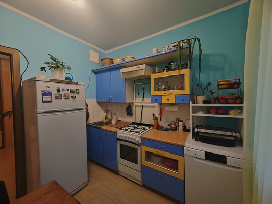 Продам трехкомнатную (3-комн.) квартиру, Тагилстроевская ул, 5, Нижний Тагил г