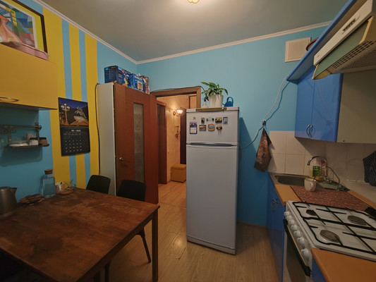Продам трехкомнатную (3-комн.) квартиру, Тагилстроевская ул, 5, Нижний Тагил г