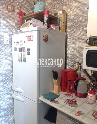 Продам однокомнатную (1-комн.) квартиру, Нахимова ул, 1, Санкт-Петербург г