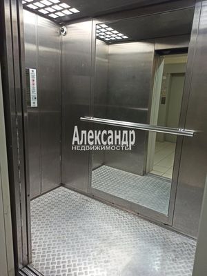 Продам однокомнатную (1-комн.) квартиру, Пушкинская ул, 10к2, Шушары п