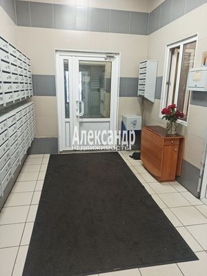 Продам однокомнатную (1-комн.) квартиру, Пушкинская ул, 10к2, Шушары п