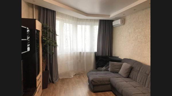 Продам однокомнатную (1-комн.) квартиру, Гагарина пр-кт, 26к3, Люберцы г