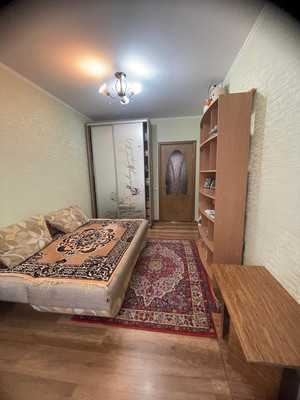 Продам трехкомнатную (3-комн.) квартиру, Октябрьское ш, 15, Волгодонск г