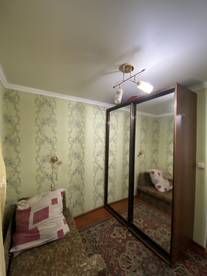 Продам двухкомнатную (2-комн.) квартиру, Черноморская ул, 34, Армавир г