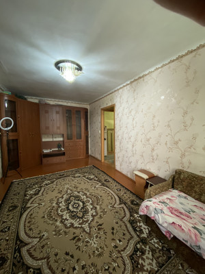 Продам двухкомнатную (2-комн.) квартиру, Черноморская ул, 34, Армавир г