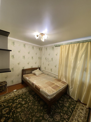 Продам двухкомнатную (2-комн.) квартиру, Черноморская ул, 34, Армавир г