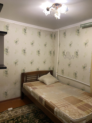 Продам двухкомнатную (2-комн.) квартиру, Черноморская ул, 34, Армавир г