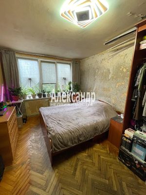 Продам двухкомнатную (2-комн.) квартиру, Культуры пр-кт, 21к3, Санкт-Петербург г