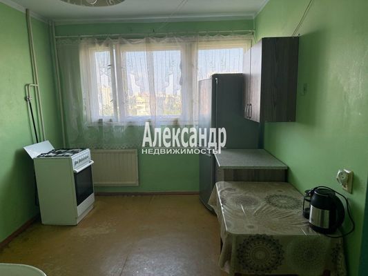 Продам комнату в 3-комн. квартире, Испытателей пр-кт, 15к1, Санкт-Петербург г
