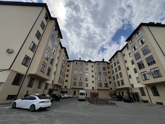 Продам двухкомнатную (2-комн.) квартиру, Мовсисяна ул, 23, Нальчик г