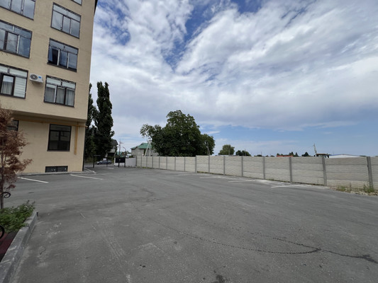 Продам двухкомнатную (2-комн.) квартиру, Мовсисяна ул, 23, Нальчик г