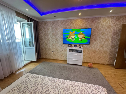 Продам двухкомнатную (2-комн.) квартиру, 1 мкр, 22, Кропоткин г