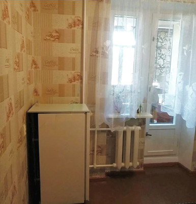 Продам однокомнатную (1-комн.) квартиру, Севастопольская ул, 70Ак2, Симферополь г