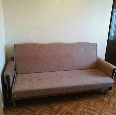 Продам однокомнатную (1-комн.) квартиру, Севастопольская ул, 70Ак2, Симферополь г