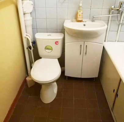Продам однокомнатную (1-комн.) квартиру, Севастопольская ул, 70Ак2, Симферополь г