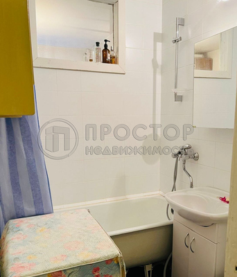 Продам двухкомнатную (2-комн.) квартиру, Штурвальная ул, 7к1, Москва г