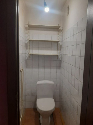 Продам двухкомнатную (2-комн.) квартиру, Малышева ул, 2, Сыктывкар г