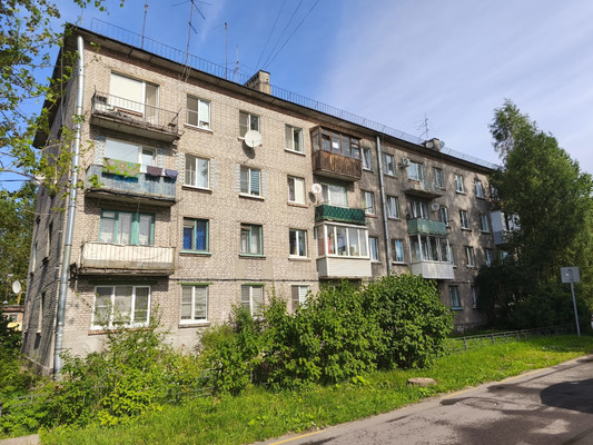 Продам двухкомнатную (2-комн.) квартиру, 1-й мкр, 29, имени Свердлова гп