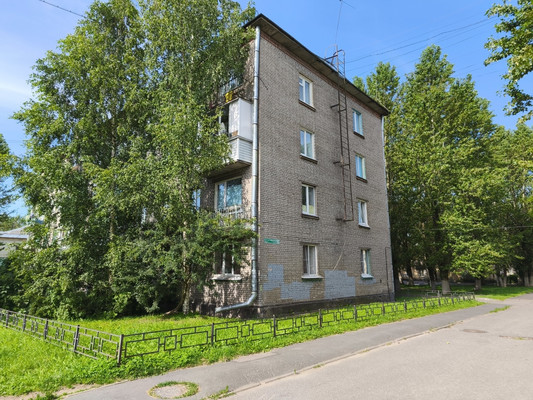 Продам двухкомнатную (2-комн.) квартиру, 1-й мкр, 29, имени Свердлова гп