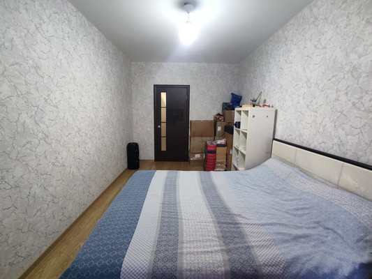 Продам двухкомнатную (2-комн.) квартиру, Измаильская ул, 74к4, Российский п